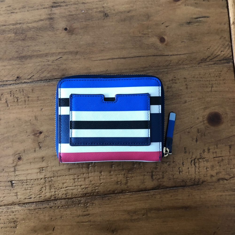 Wallet from Kate Spade - Picture 2 of 3